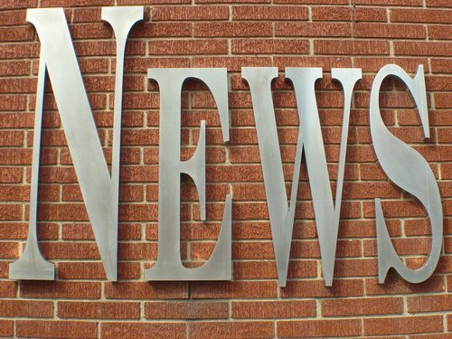 Choosing The Right TV Unit To Watch News
